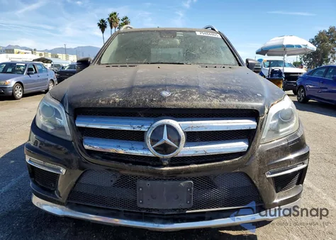 2013 Mercedes-Benz Gl 550 4Matic z USA, uszkodzony, nr VIN 4JGDF7DEXDA183353